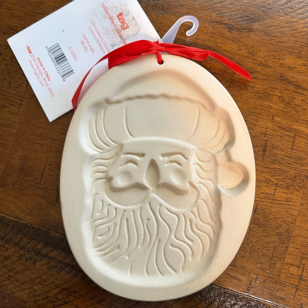 Tag Heirloom Collection 2019 Santa Cookie Mold